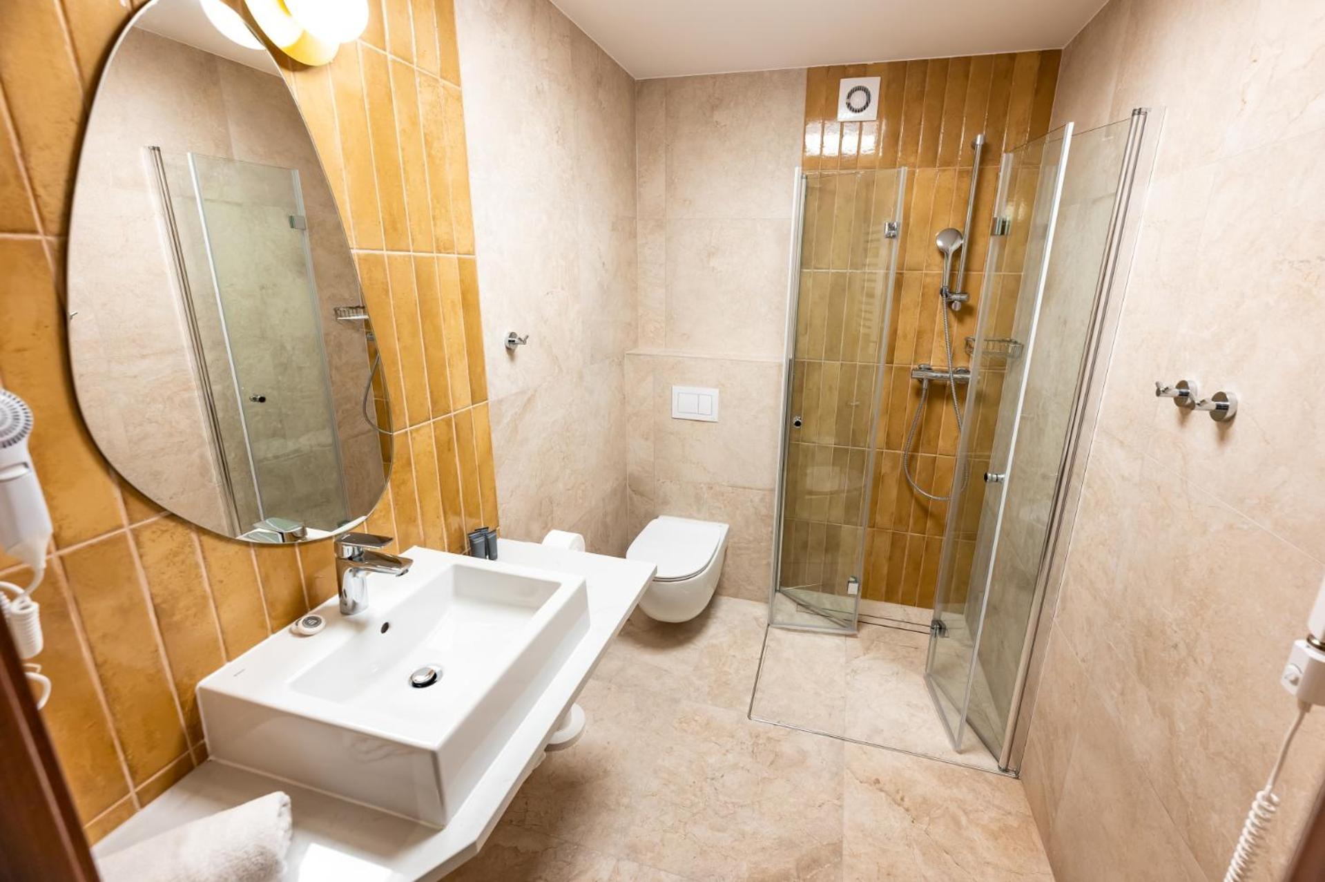 Osrodek Szkoleniowo Wypoczynkowy Galicya Hotel Krynica Zdroj Ngoại thất bức ảnh
